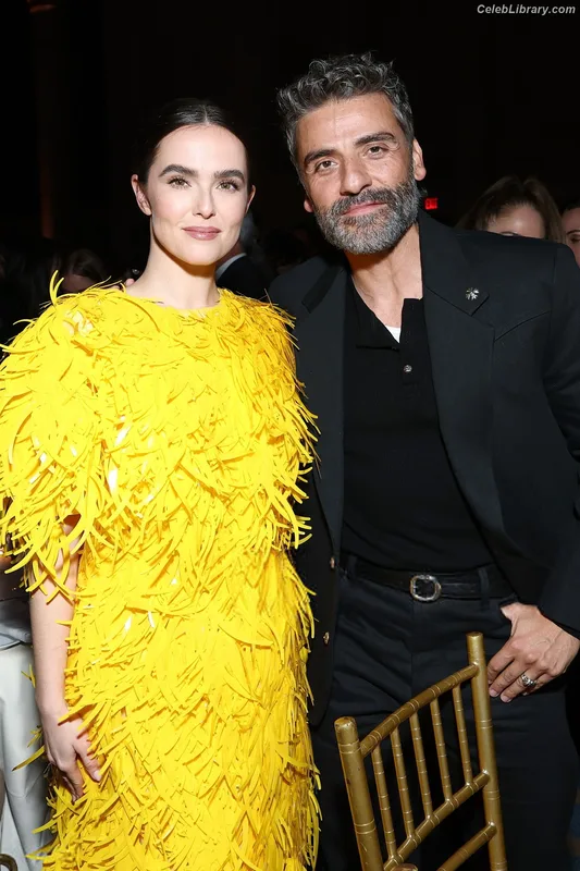 Zoey Deutch photo 17 of 1461