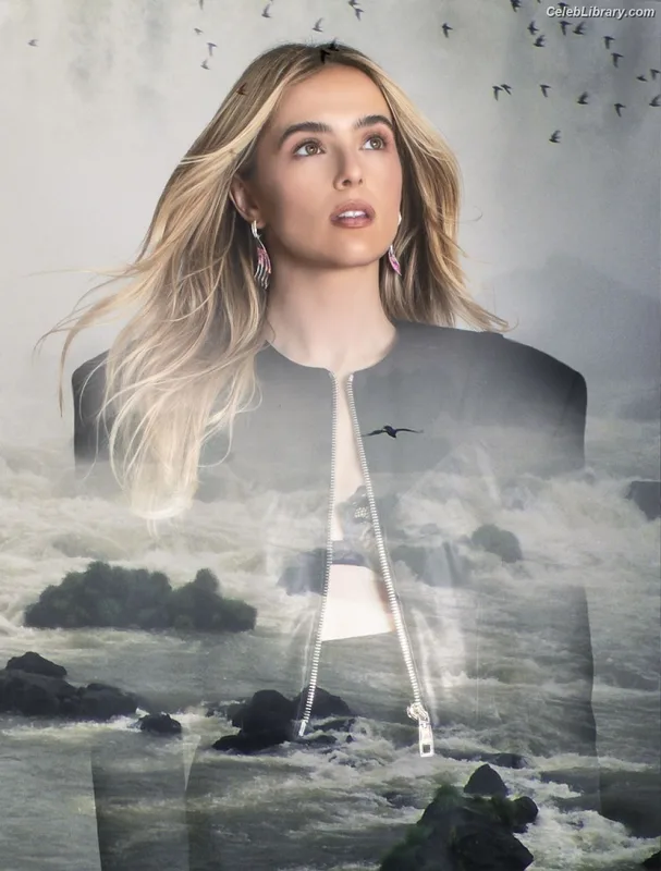 Zoey Deutch photo 2 of 1461