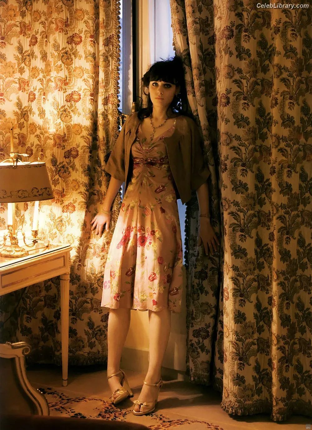 Zooey Deschanel photo 21 of 372