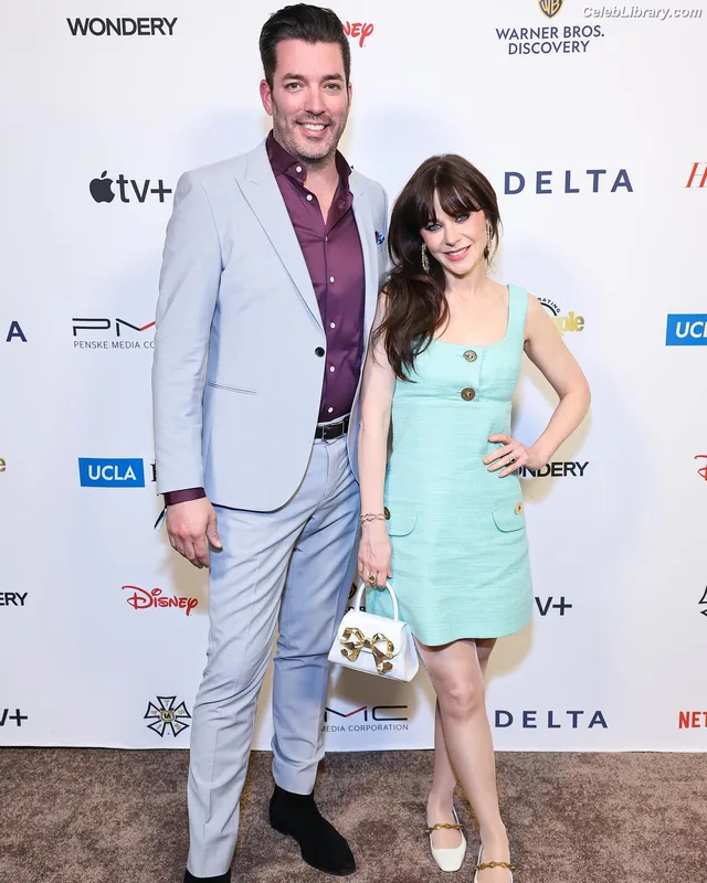 Zooey Deschanel photo 20 of 371