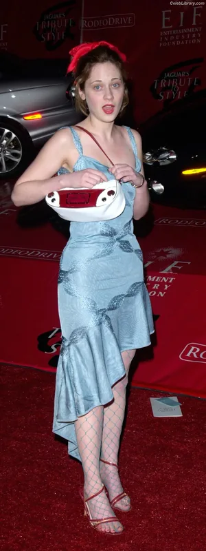 Zooey Deschanel photo 21 of 371