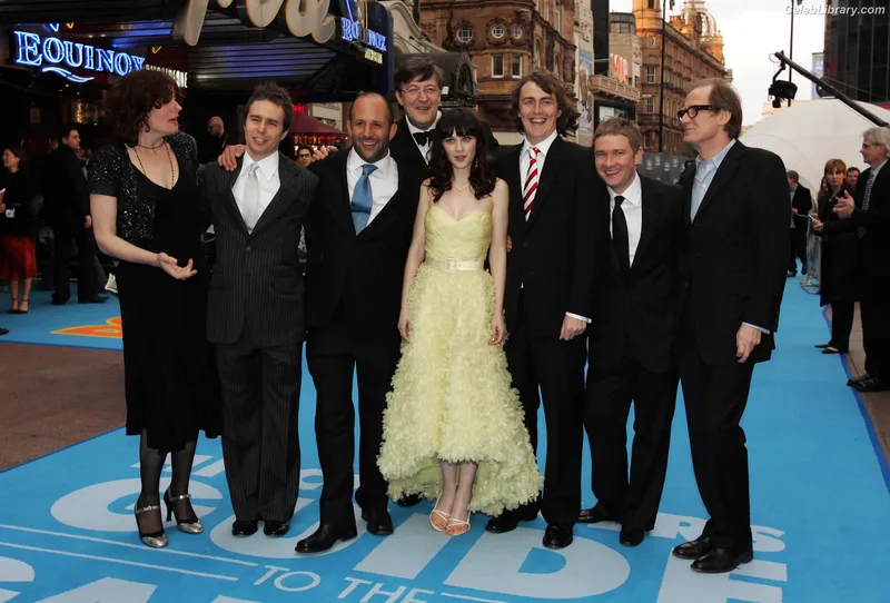 Zooey Deschanel photo 21 of 371