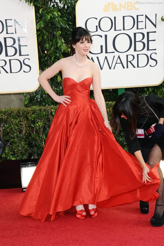 Zooey Deschanel photo 17 of 371